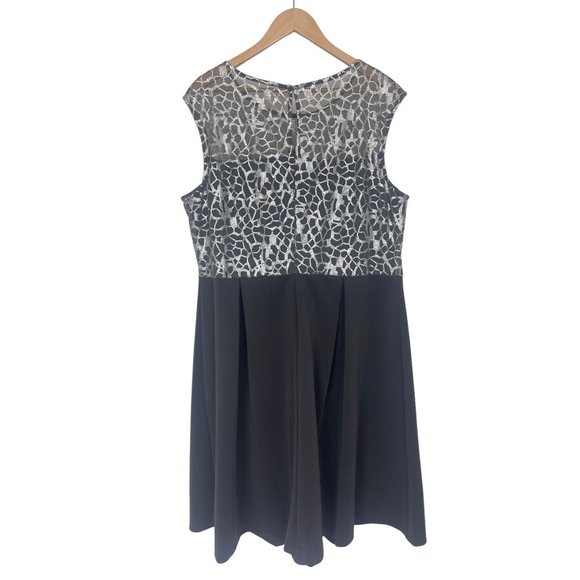 Size 18W 2X SEQUIN BODICE PLEATED FIT+FLARE SPECIAL OCCASION DRESS Wedding PLUS - Picture 5 of 5